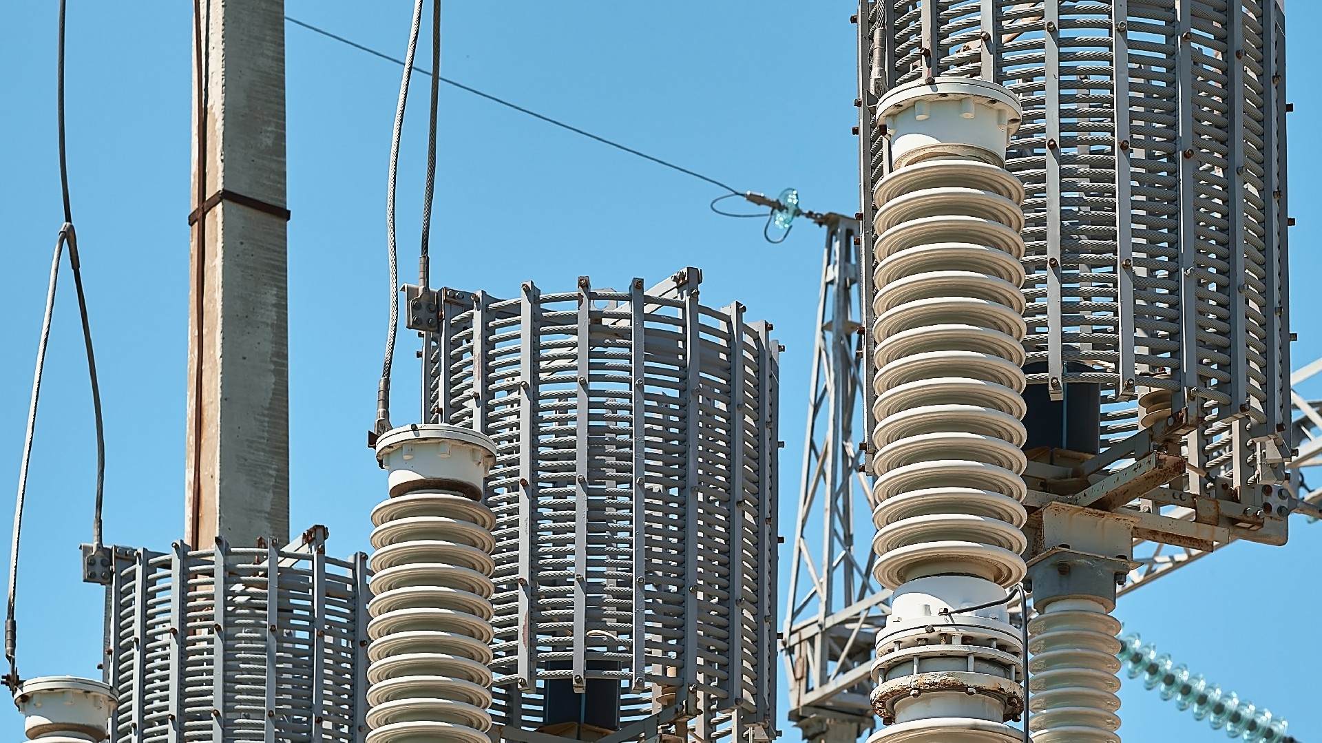 如何選擇最佳油漆來(lái)防腐變壓器油箱？